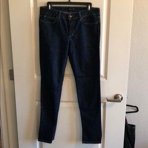 Joe’s Jeans mid-rise jeans - size 30
